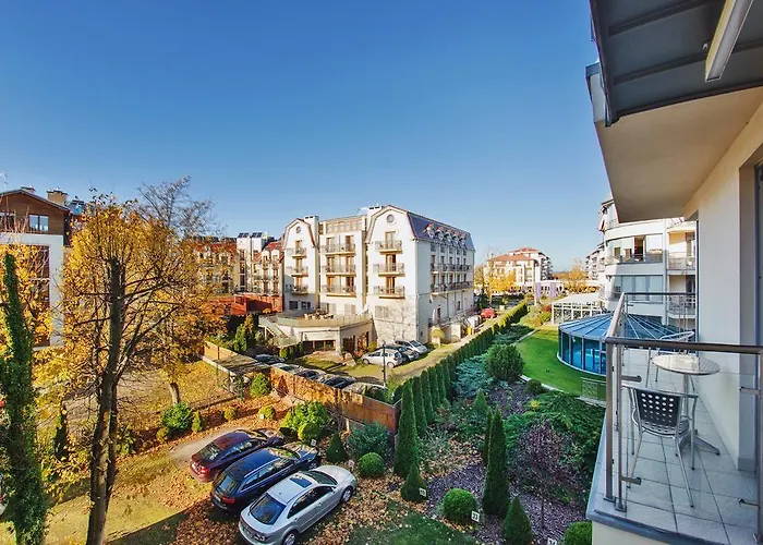 Avenue, Sun & Snow Apartment *